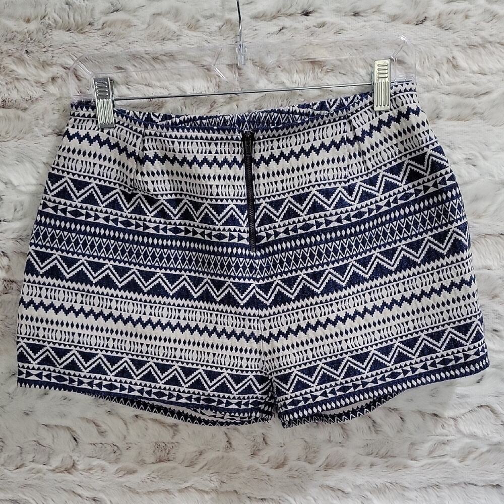 Umgee Jaquard Aztec Print High Rise Mini Shorts, Womens Sz L, Spring Break